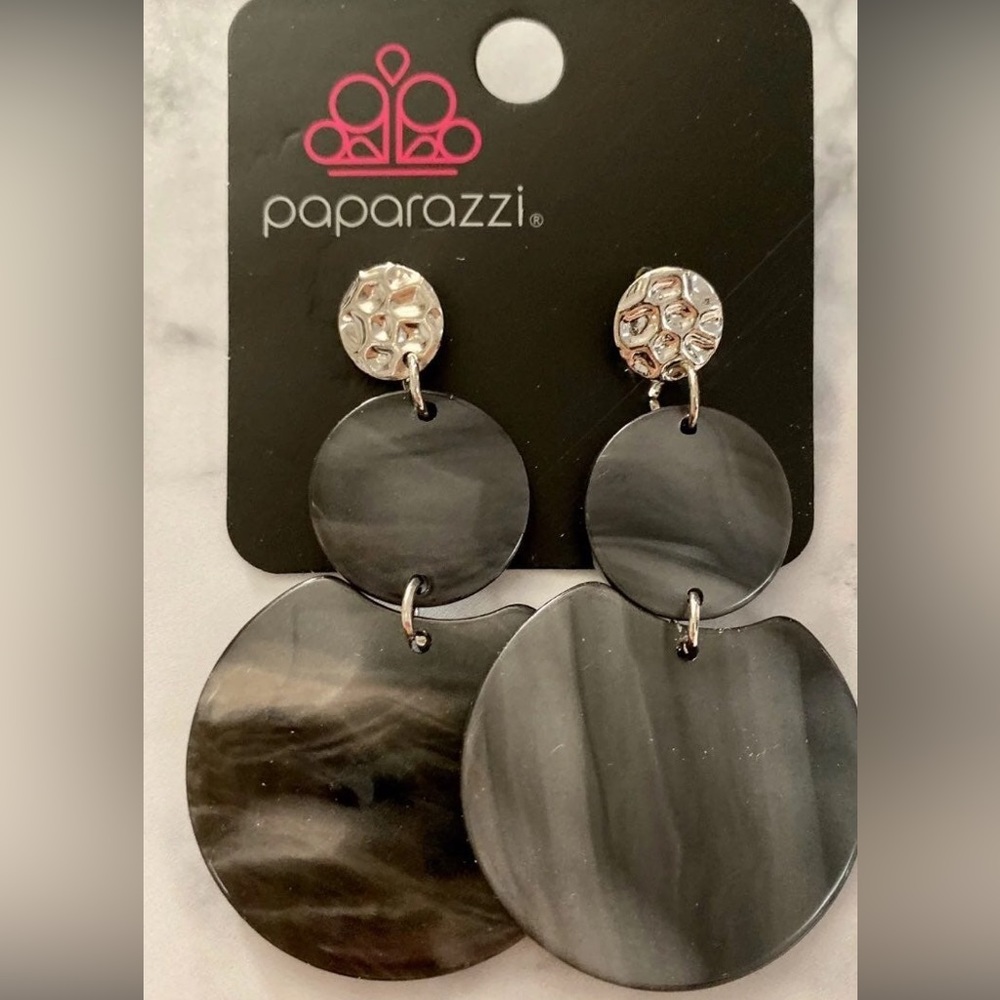 Paparazzi Black and Silver acrylic earrings